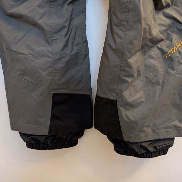 Columbia Titanium Omni-tech snow pants - size medium. - Picture 8 of 9